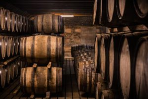 Thùng ủ sherry là bí quyết tạo nên hương vị whisky Tamdhu đặc trưng