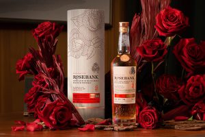 Lựa chọn Rosebank 31 Year Old làm quà tặng whisky giúp bạn thể hiện đẳng cấp và gu thưởng thức tinh tế