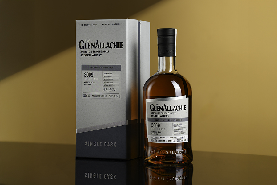 Single Cask 2009 Cask No. 804305 - Phiên bản sáng tạo với Virgin Oak của GlenAllachie