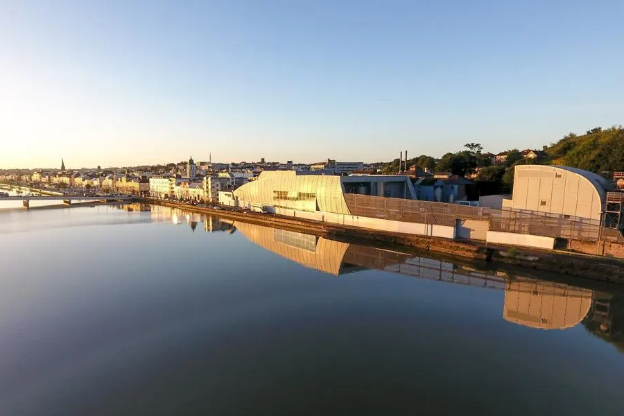 Waterford Distillery tại Ireland là một trong những cái tên đã biến lý thuyết terroir trong whisky thành công trình nghiên cứu khoa học