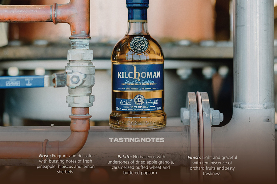 Kilchoman 13 Years Old kết hợp giữa hương vị đặc trưng của Kilchoman từ thùng bourbon và điểm nhấn bất ngờ từ thùng Calvados