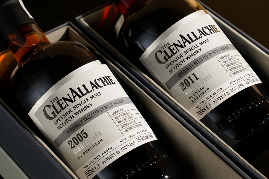 Bộ sưu tập Single Cask của GlenAllachie là biểu tượng cho hương vị whisky độc bản với quy trình không pha loãng, không lọc lạnh, giữ nguyên nồng độ thùng nguyên bản, mang đến những chai rượu với hương vị, màu sắc và cá tính riêng biệt, không thể trùng lặp.