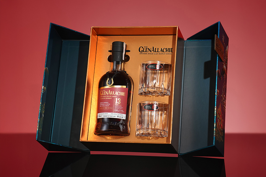 GlenAllachie 13 YO Year of the Horse cân bằng và tinh tế với nồng độ 48% ABV