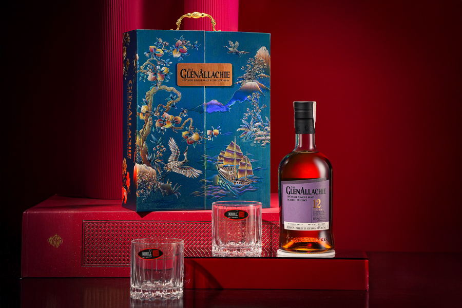 Một chai whisky 12 năm là cách nói rằng bạn là một phần quan trọng trong hành trình cùng phát triển.