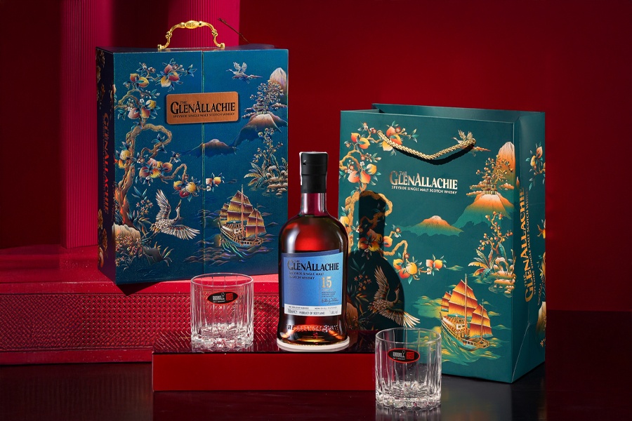 GlenAllachie 15 YO là lựa chọn quà tặng doanh nghiệp lý tưởng thể hiện sự tinh tế, phù hợp trong mọi dịp biếu tặng.