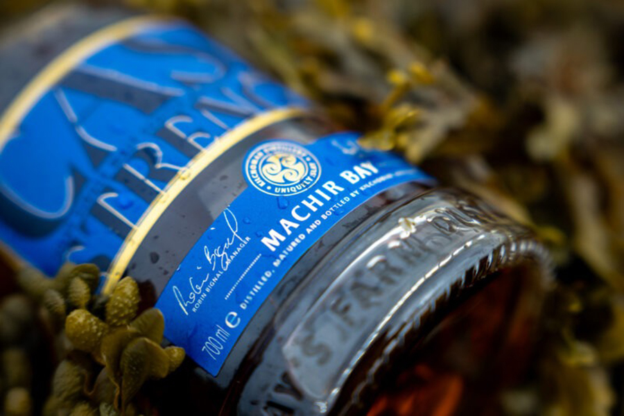 Phiên bản Machir Bay Cask Strength 2025 là minh chứng sống động cho triết lý làm whisky của Kilchoman: trung thực, nguyên bản và không thỏa hiệp