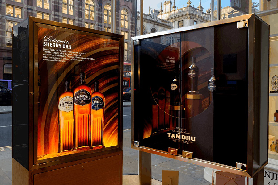 Thương hiệu Tamdhu được trưng bày nổi bật tại cửa hàng flagship của The Whisky Shop ở khu vực Piccadilly