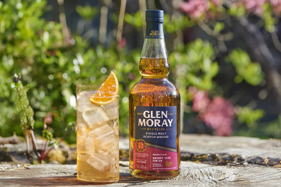 Khi đã quen với phong cách nhẹ nhàng của dòng Classic, Glen Moray Sherry trở thành cầu nối lý tưởng giữa phong cách whisky nhẹ và những dòng có chiều sâu hơn
