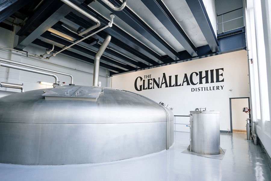 GlenAllachie - Một trong những nhà sản xuất giữ được kỷ luật, kiểm soát sản lượng, tập trung vào chất lượng đang xây dựng được thiện cảm với người yêu rượu