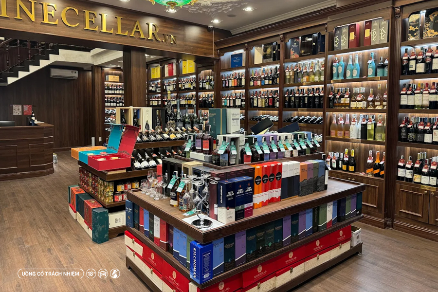 WINECELLAR.vn Nha Trang có danh mục hơn 2000 sản phẩm rượu ngoại và quà tặng rượu ngoại, phù hợp với nhu cầu sử dụng cá nhân và biếu tặng doanh nghiệp