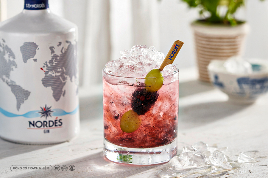 Thử uống Gin với đá để mang đến một trải nghiệm hoàn toàn khác biệt
