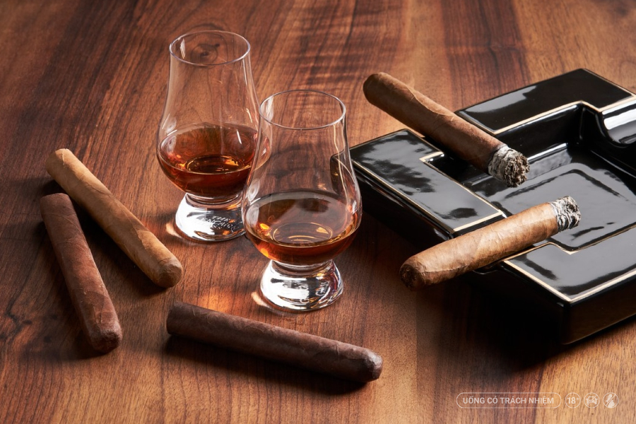 Pairing whisky với xì gà là hành trình khám phá hương vị theo khẩu vị riêng