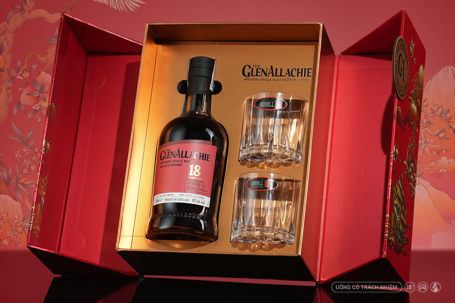 Set quà rượu whisky Tết kết hợp whisky, hộp quà và phụ kiện thưởng thức